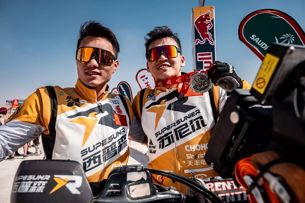 KOVE DAKAR 2025 VICTORY BELONGS TO US