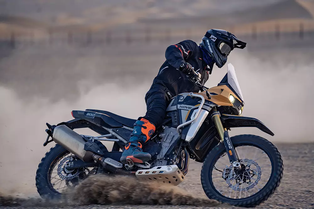 KOVE 800X Rally(Gold)