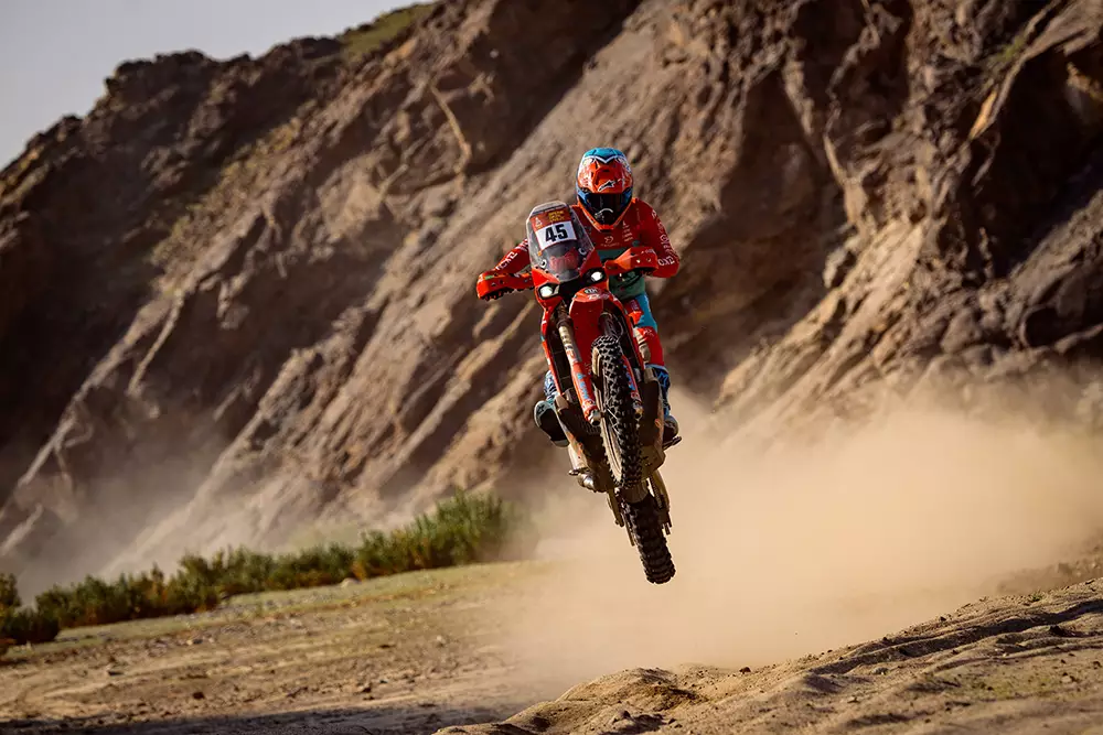 Dakar 2026, SS1 Neels Theric Charges from P115 to P24